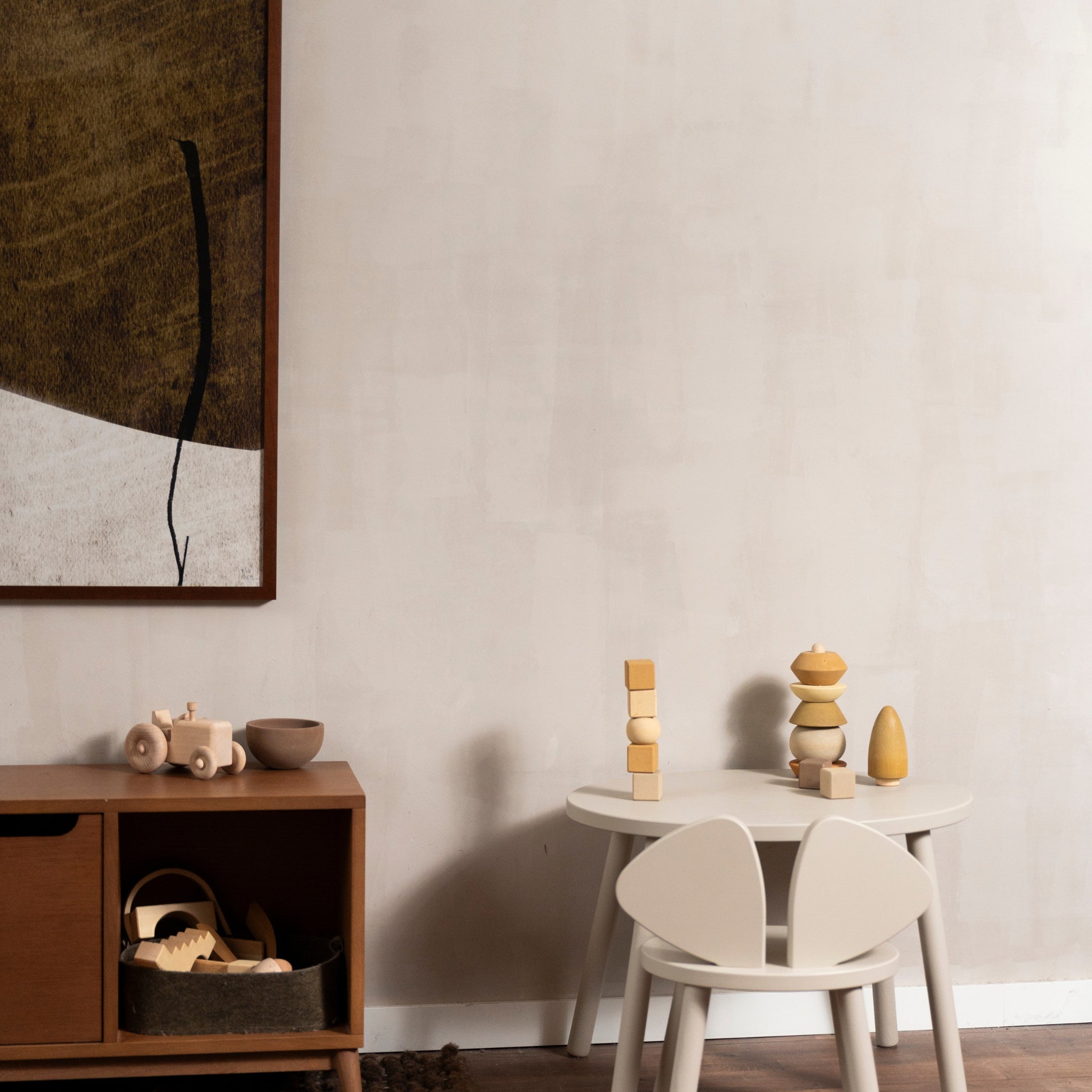 Nofred Beige Mouse Chair in the room