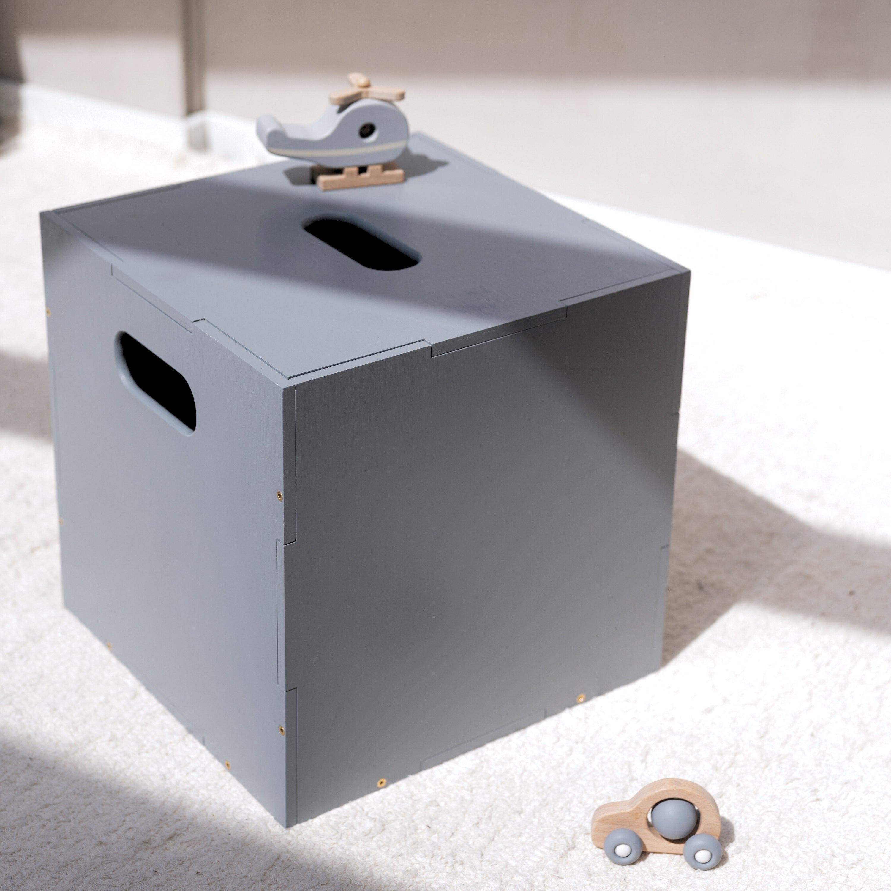 Nofred Grey Cube Storage closed
