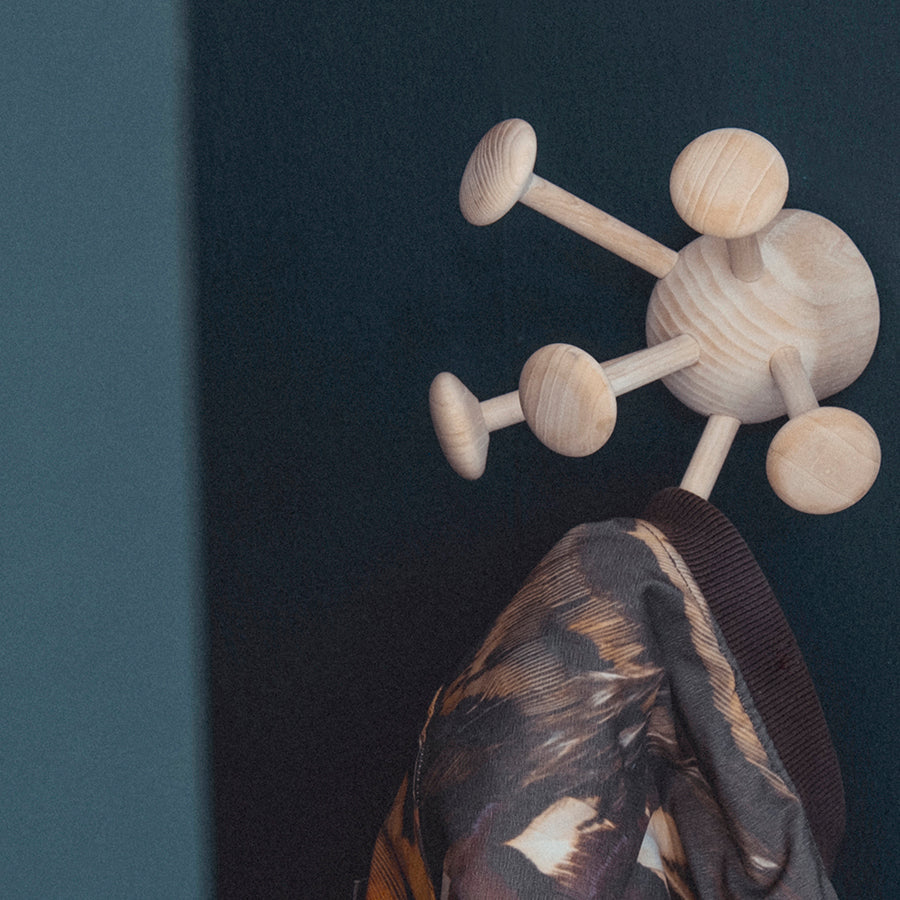 Nofred Ash Bug Wall Hook close up