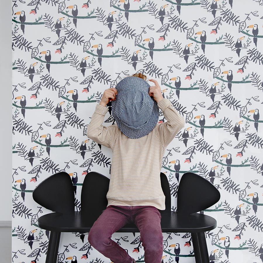 Nofred Toucan Kids Wallpaper in the room