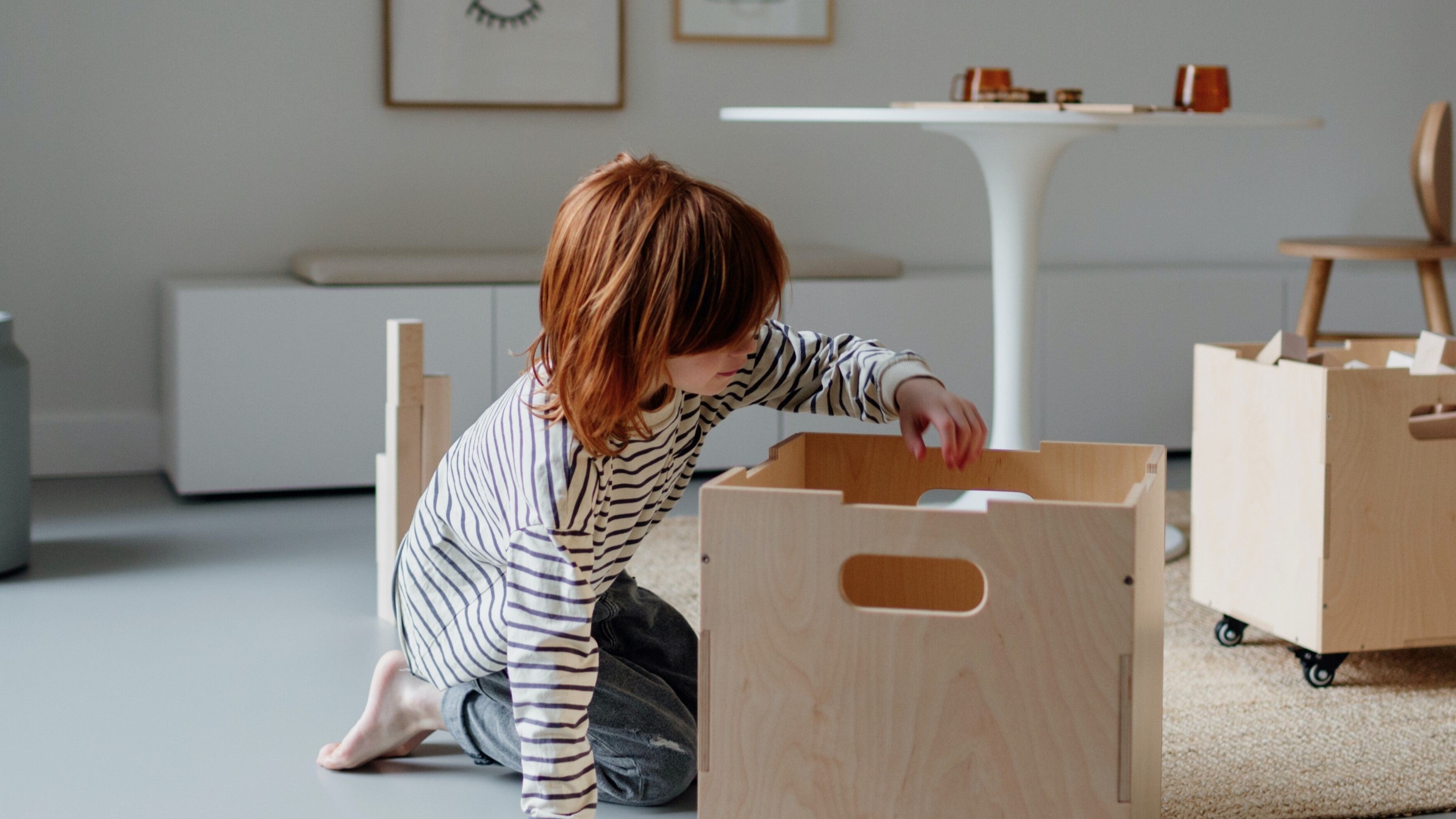LIVING WITH KIDS -<br>
A Space That Shifts and Grows