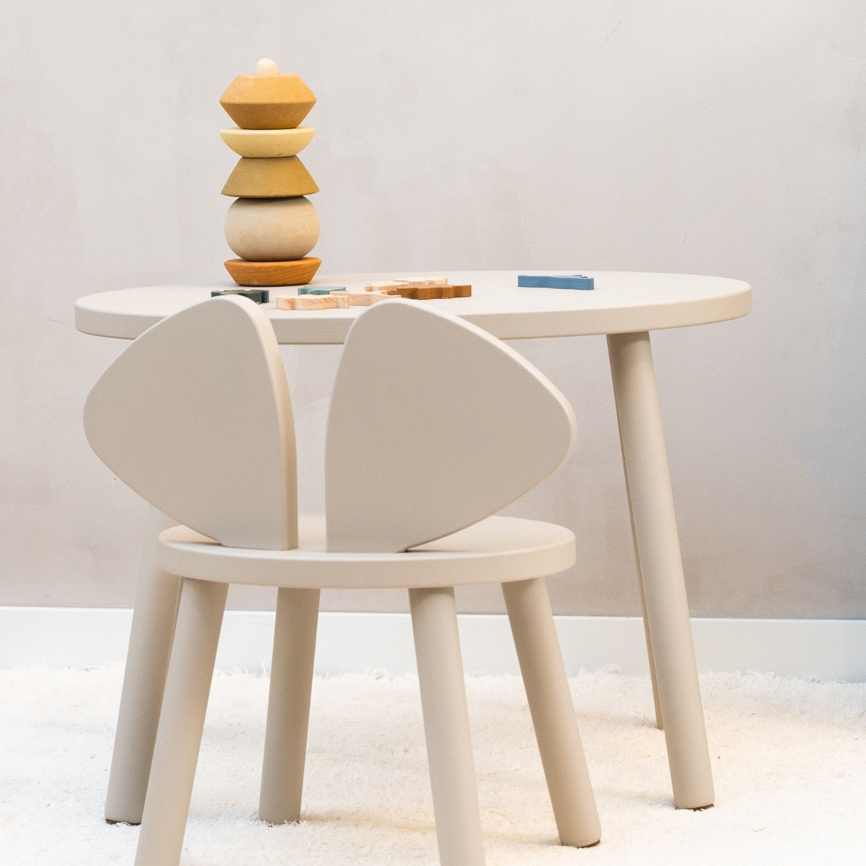 Nofred Beige Mouse Chair with complementing Mouse Table