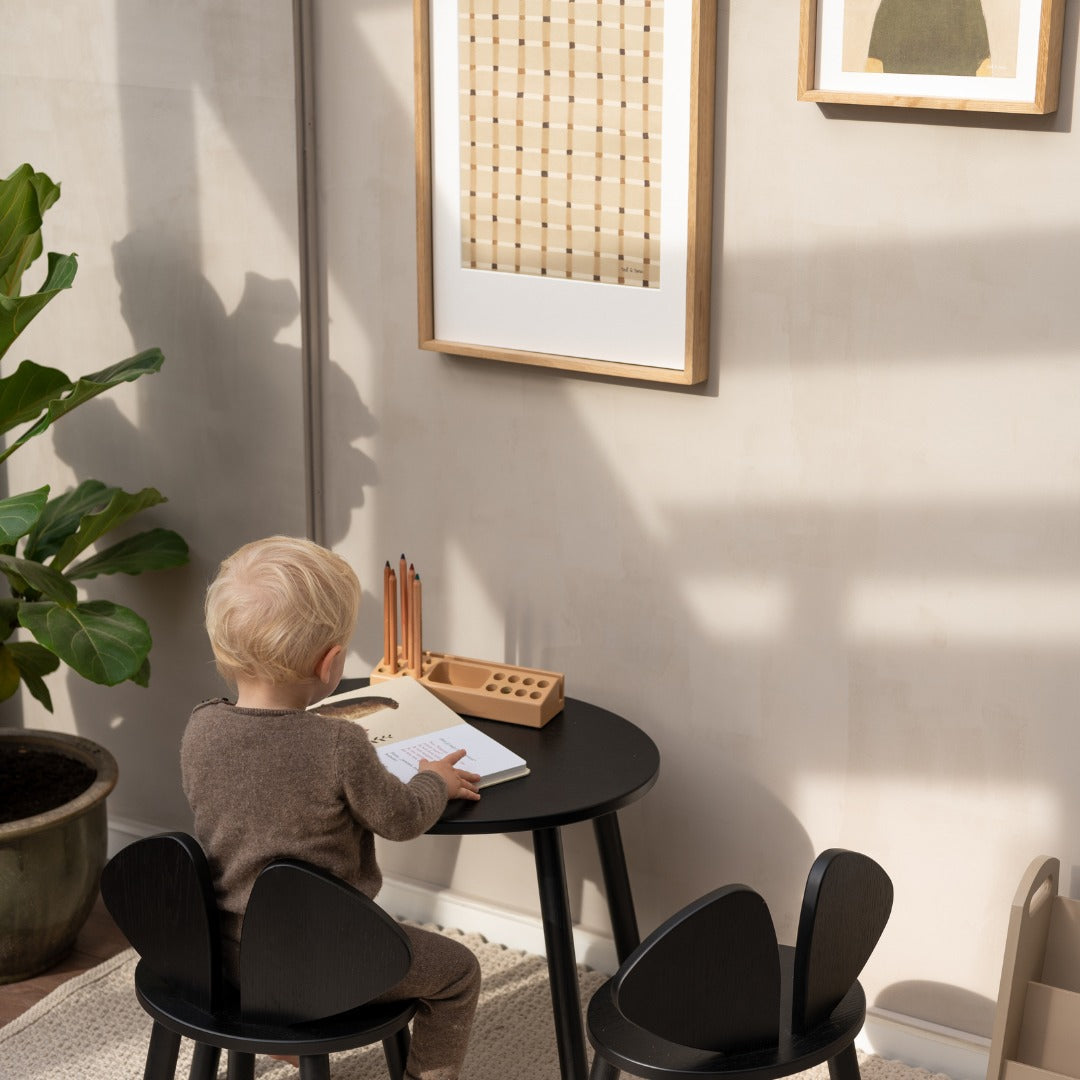 Nofred Black Mouse Chair in the room