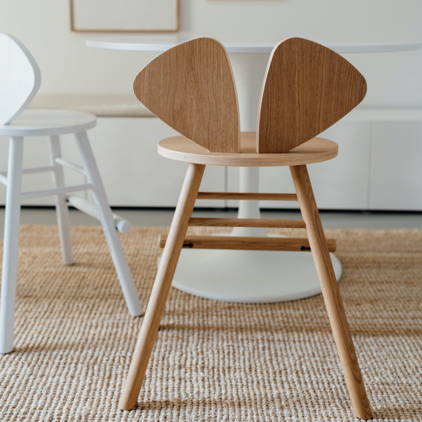 Nofred Oak Mouse Chair Junior in the living room