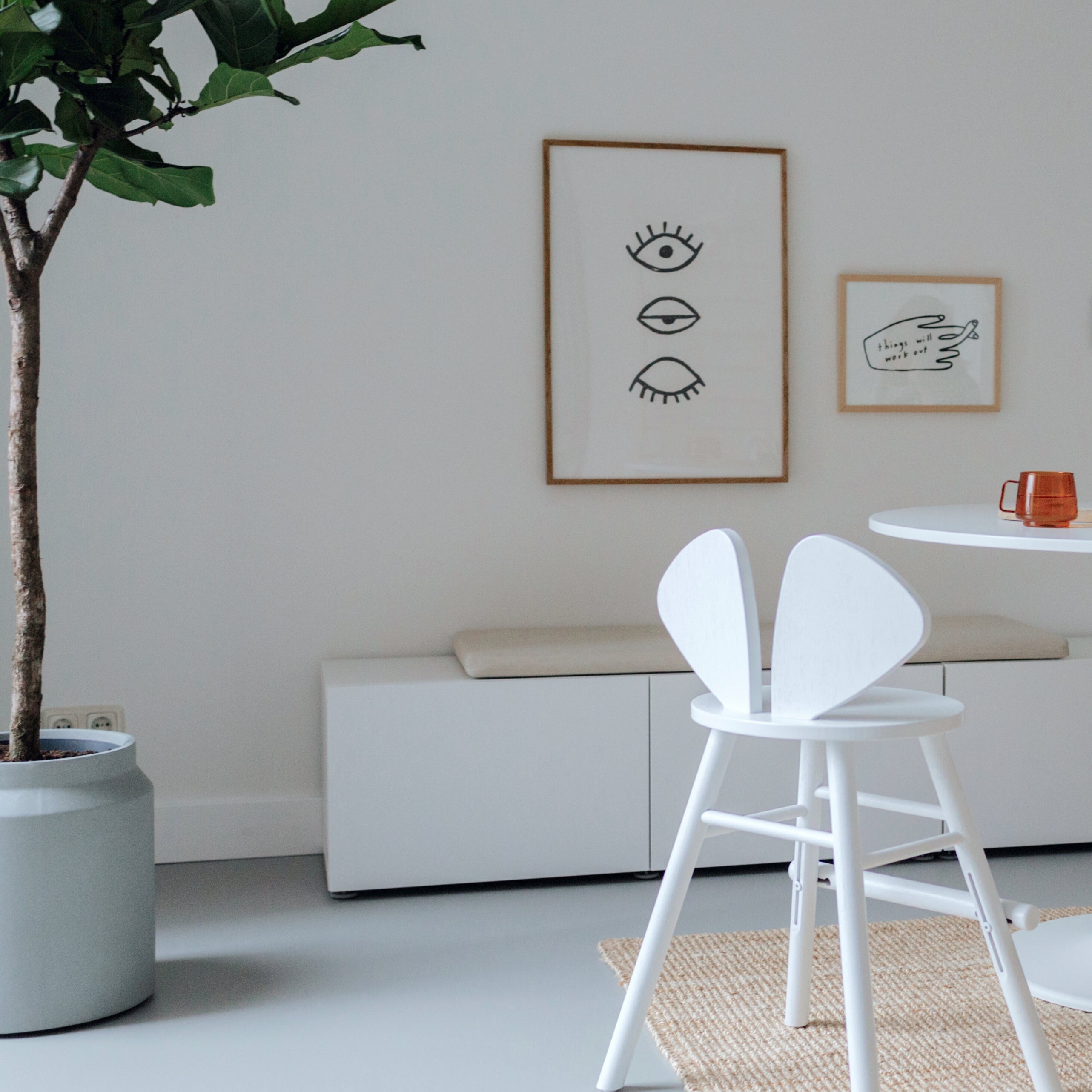 Nofred White Mouse Chair Junior in the living room